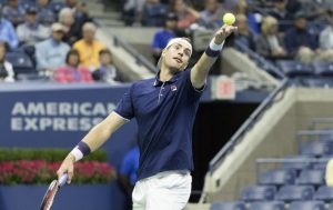 El saque en el tenis: tipos y cómo mejorarlo