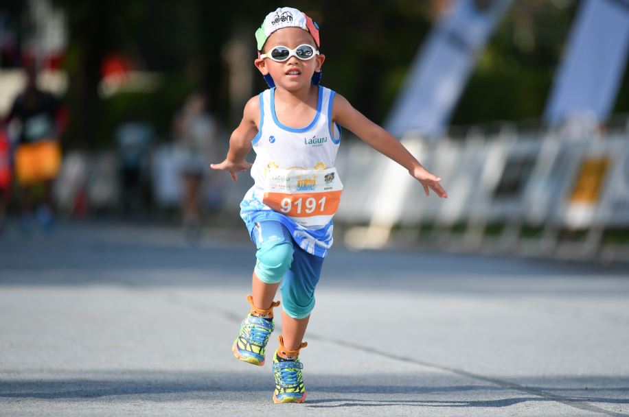 El running para niños es un juego, una actividad que ellos disfrutan muchísimo y no una obligación.