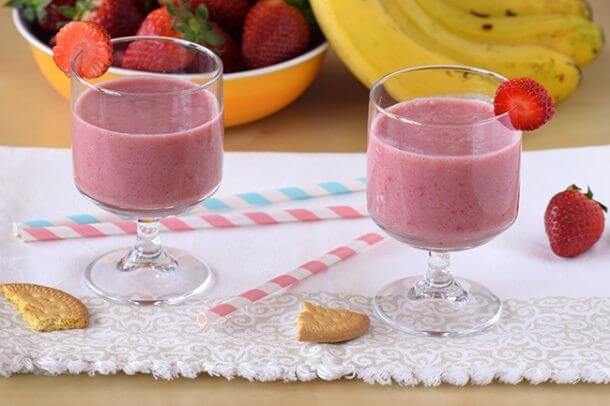 Fresa y plátano son otra excelente combinación para los batidos.