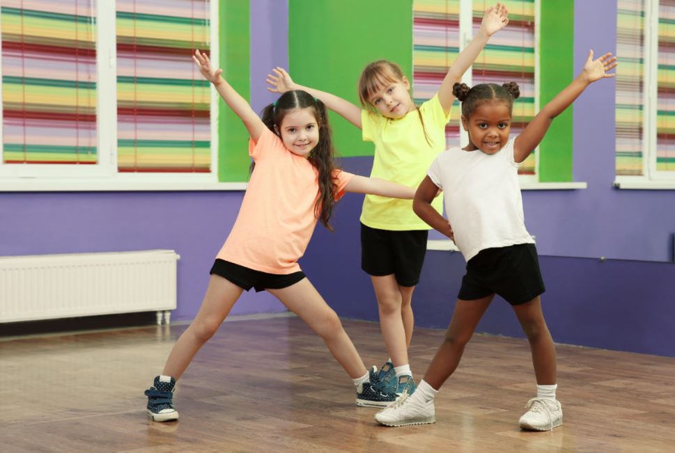 consejos sobre los beneficios de practicar zumba en casa.