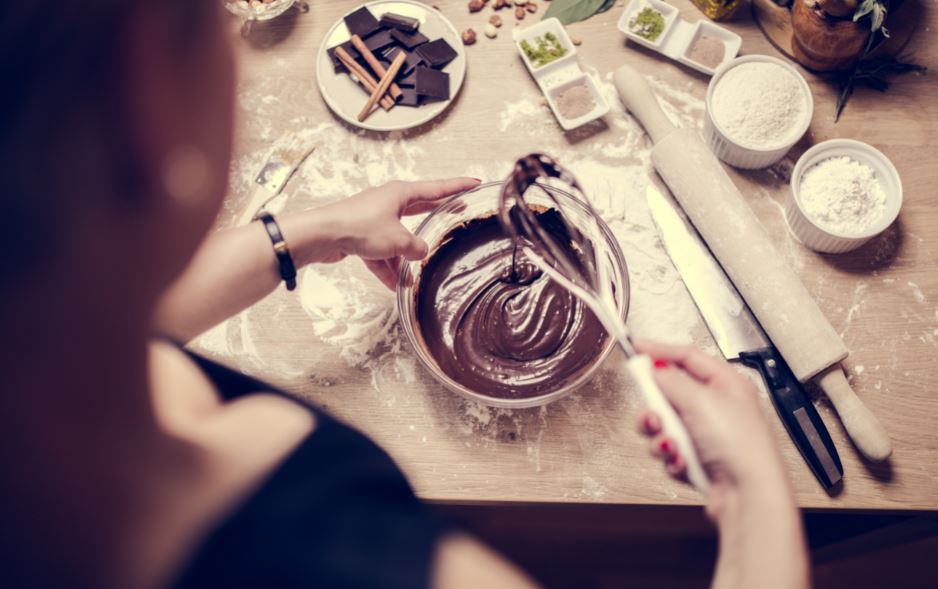 Hacer una receta de brownie es verdaderamente sencillo.