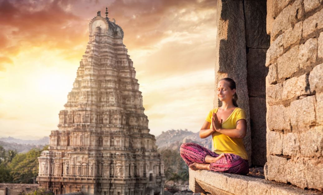 La Historia del Yoga comienza en la India.