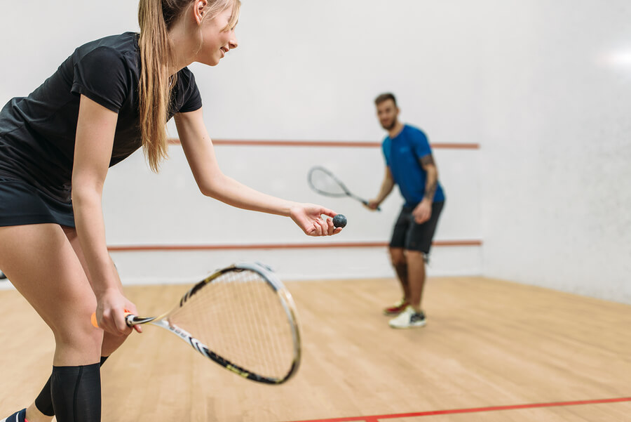 El squash es uno de los deportes que queman más calorías.