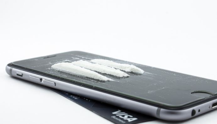 La cocaína es una de las drogas que dañan tu organismo.