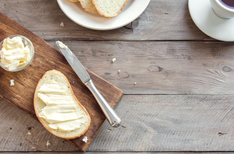 Diferencias entre margarina y mantequilla.
