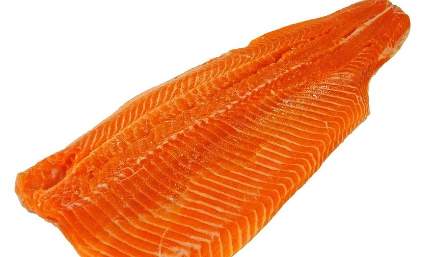La trucha es uno de los pescados más ligeros y menos grasos. 