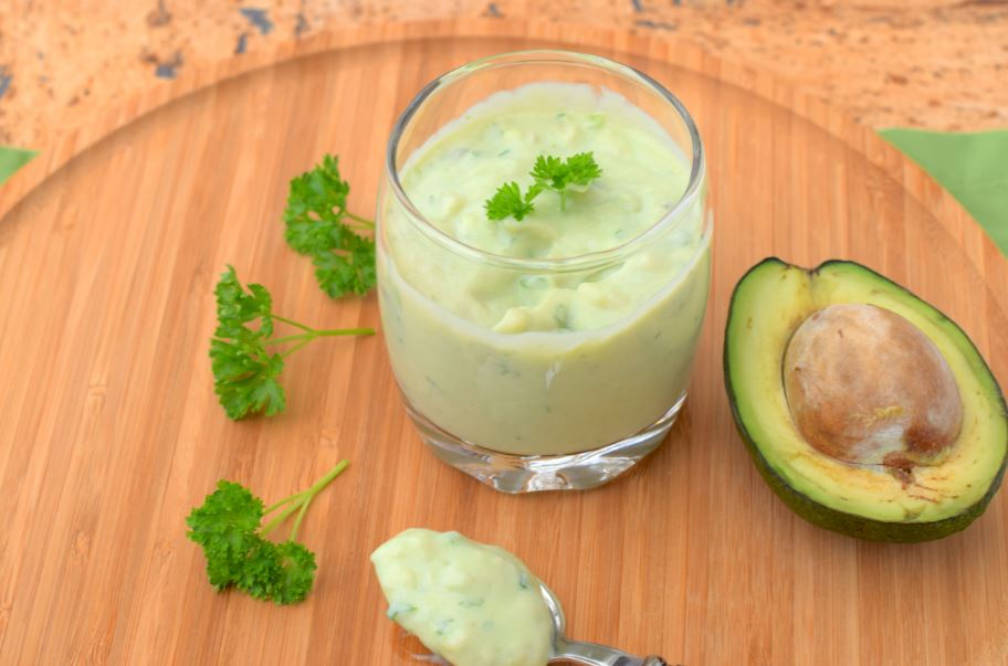 Receta de aguacate y yogur
