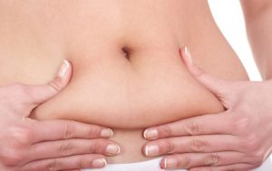 Cómo evitar la retención de líquidos