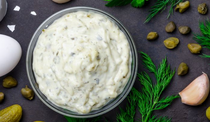 Salsa de eneldo con mostaza.