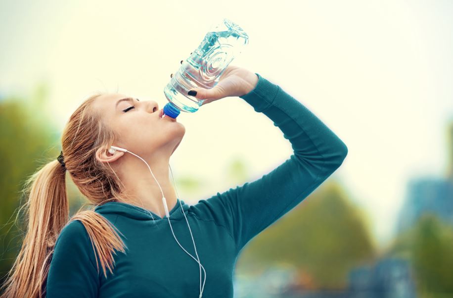 El entrenamiento efectivo incluye una buena hidratación