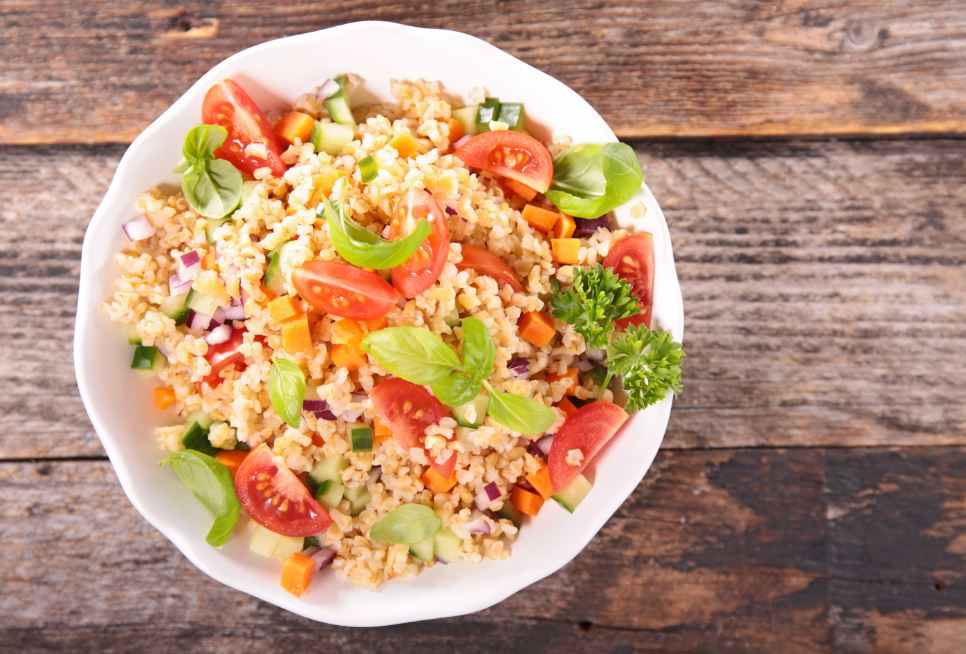 Ensalada de quinoa con verduras.