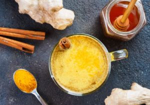 Cómo preparar leche dorada o golden milk