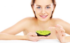 Beneficios de sustituir mantequilla, margarina o mayonesa por puré de aguacate