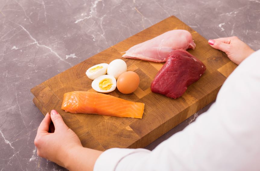 Consumir proteínas magras.