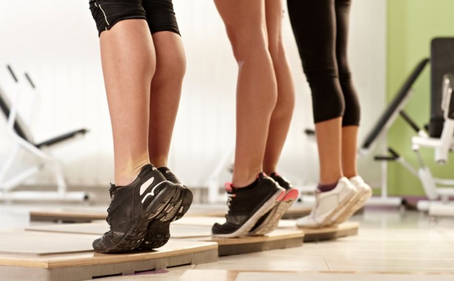 Ejercicio para entrenar gemelos.