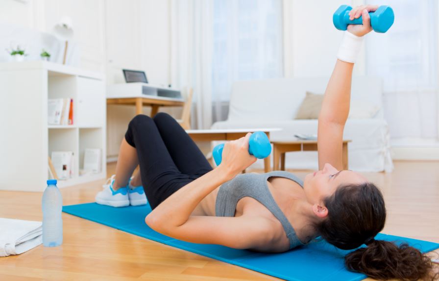 Entrenamiento HIIT para hacer en casa Entrenamiento HIIT para hacer en casa