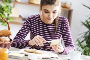 Meriendas de proteínas para picar entre horas