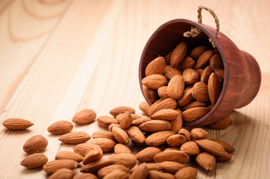 Beneficios de comer almendras.