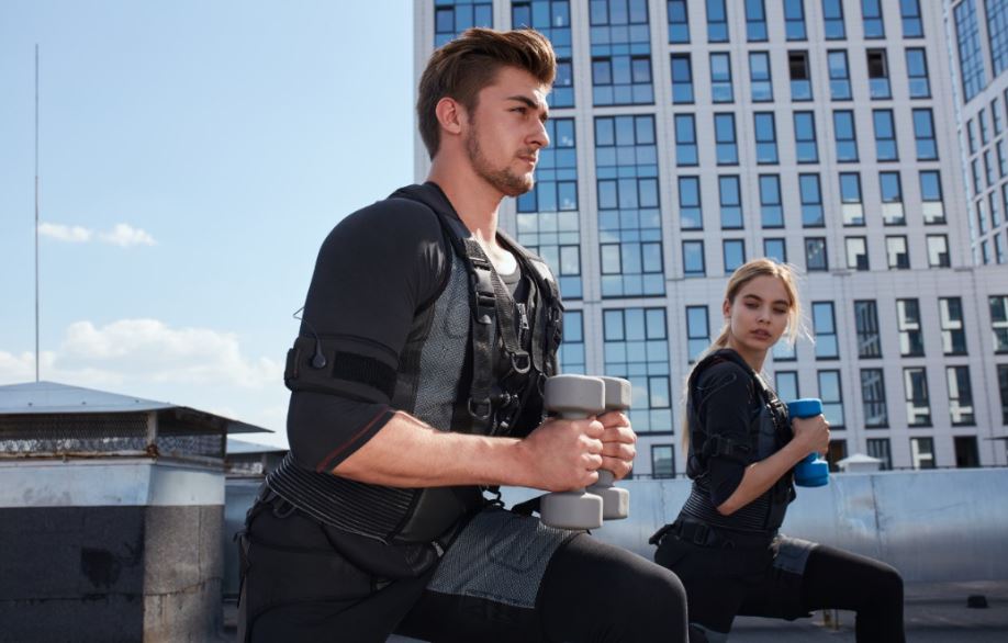 Deporte con chaleco lastrado.