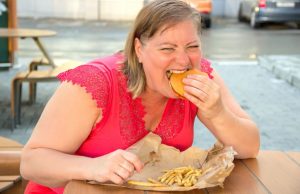 Muchas enfermedades cardíacas se presentan por las dietas altas en grasas