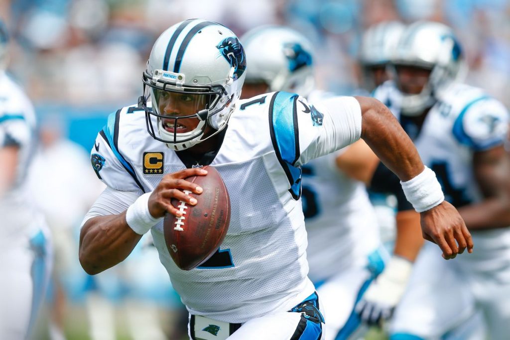 Cam Newton ha quebrado récords desde sus inicios en la NFL.