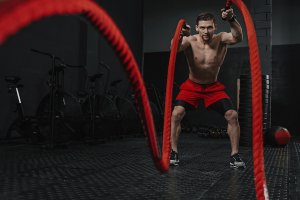 Entrenamientos completos con ejercicios con battle ropes
