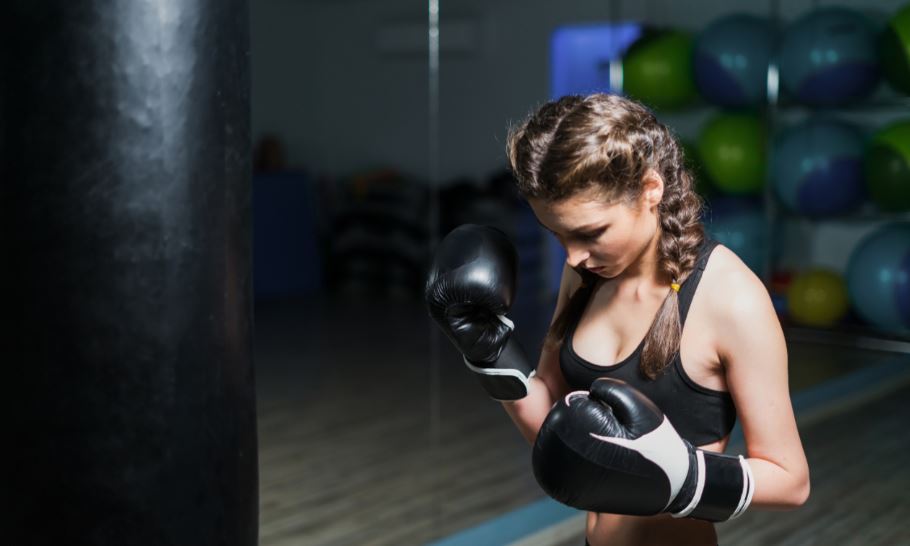 Practica boxeo fitness para ponerte en forma.