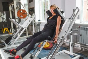 Algunos tips para utilizar la máquina Hack para sentadillas