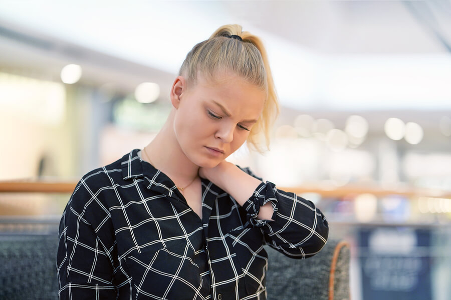 La deficiencia de proteínas puede causar fatiga y debilidad.