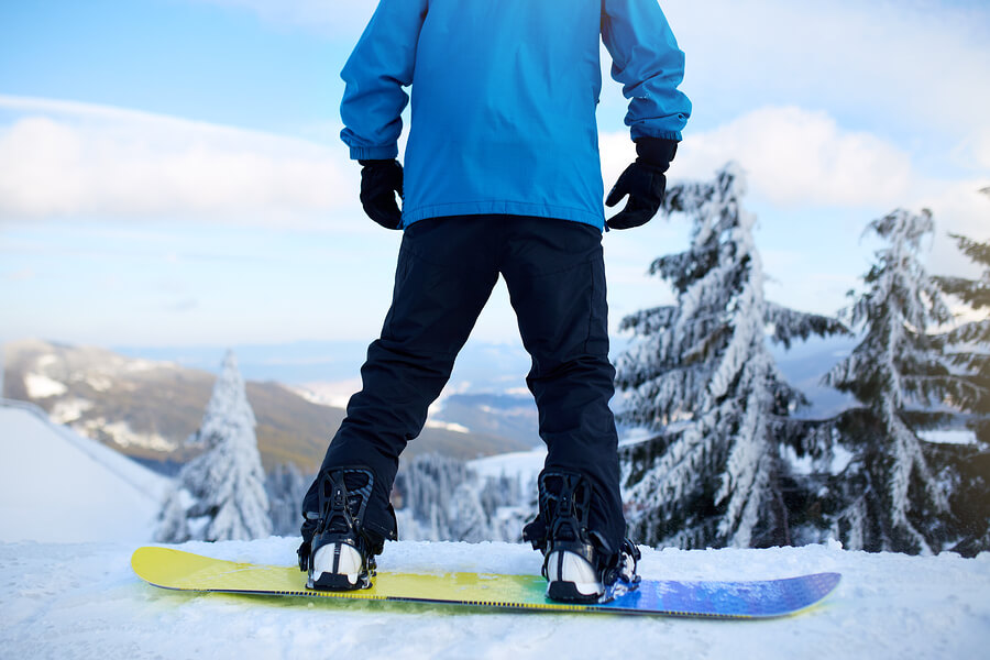 El snowboard es uno de los deportes de tabla más populares.