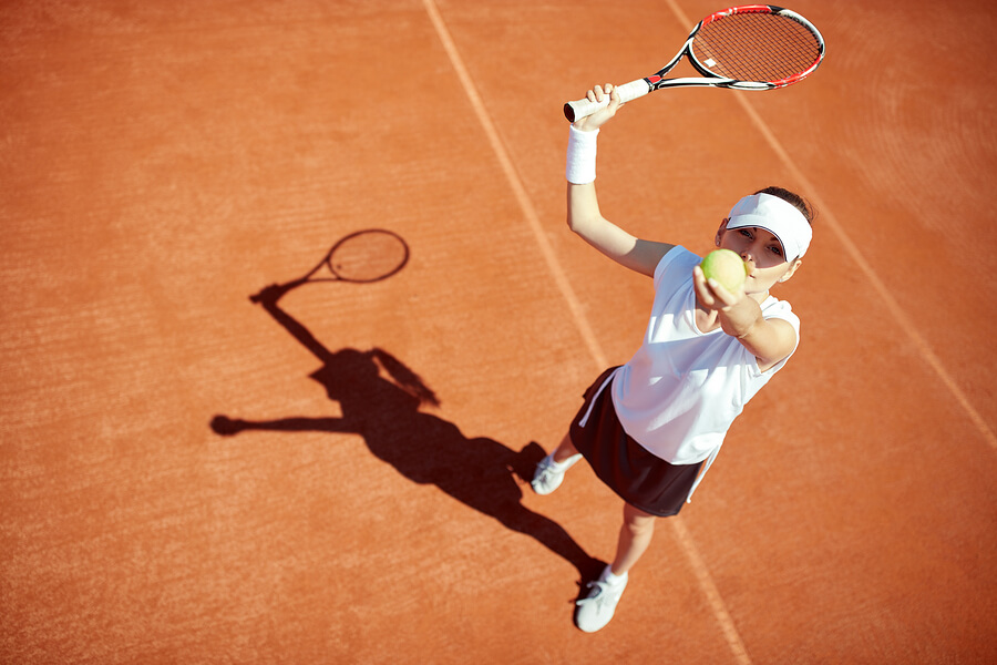 7 beneficios de jugar Tenis - Sudandola