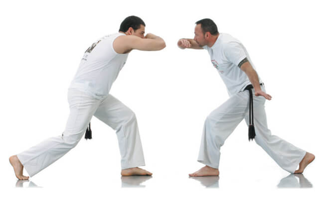 Ginga es el nombre de una de las habilidades básicas de la capoeira.