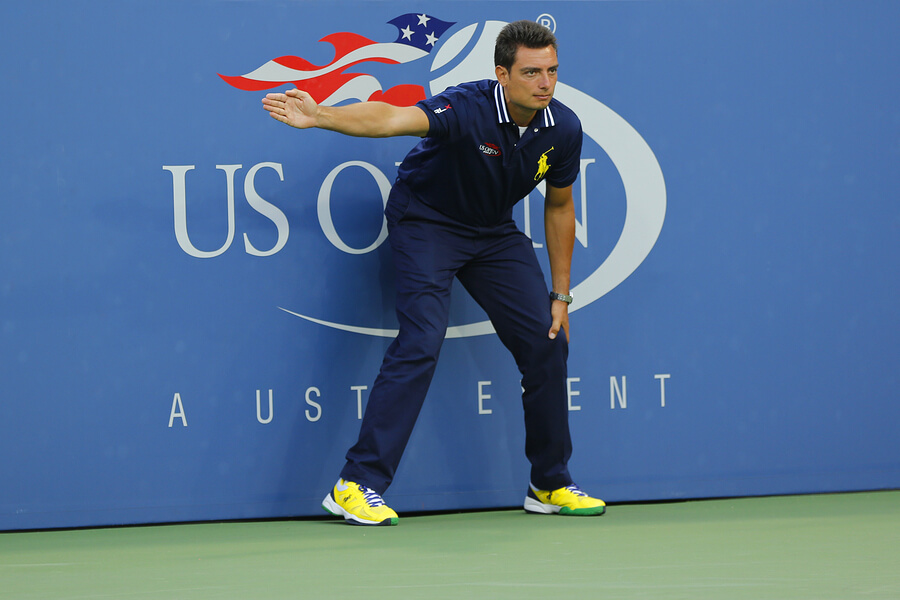 El juez de línea podría ser sustituido con la tecnología que plantean las nuevas reglas del tenis.