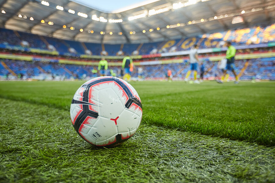 Las limitaciones de entrada a un estadio de fútbol buscan conservar la paz en estos espectáculos deportivos.