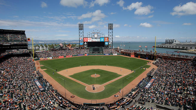 El Oracle Park es uno de los estadios de béisbol más espectaculares del mundo.