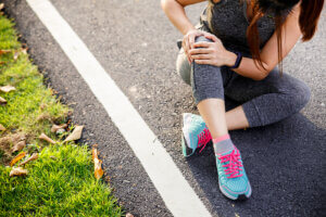 Rodilla del corredor: causas y tratamiento