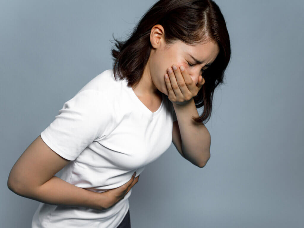 La intoxicación por alimentos genera problemas a corto y largo plazo.