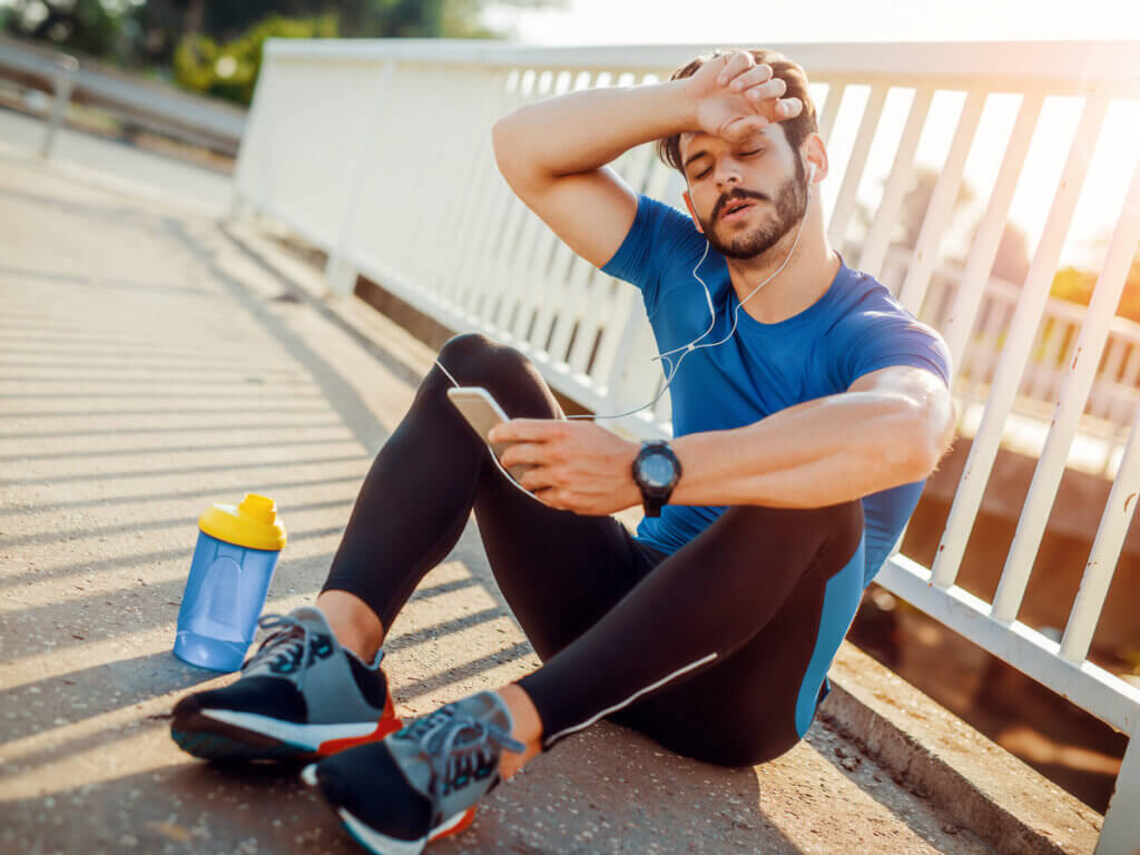 Un deportista agotado no podrá ganar ni mejorar.