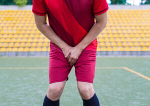 Esguince de los aductores del muslo: causas, síntomas y tratamiento