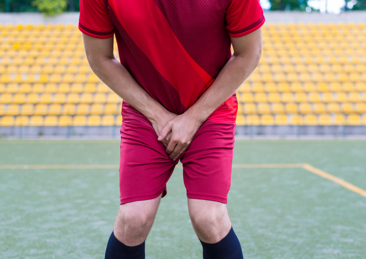 Esguince de los aductores del muslo: causas, síntomas y tratamiento