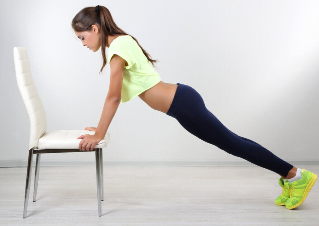 La Zumba Sentao es uno de los tipos de zumba que podemos realizar en casa.