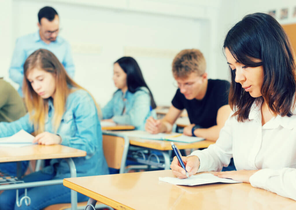 El deporte en la adolescencia ayuda incluso al rendimiento académico.