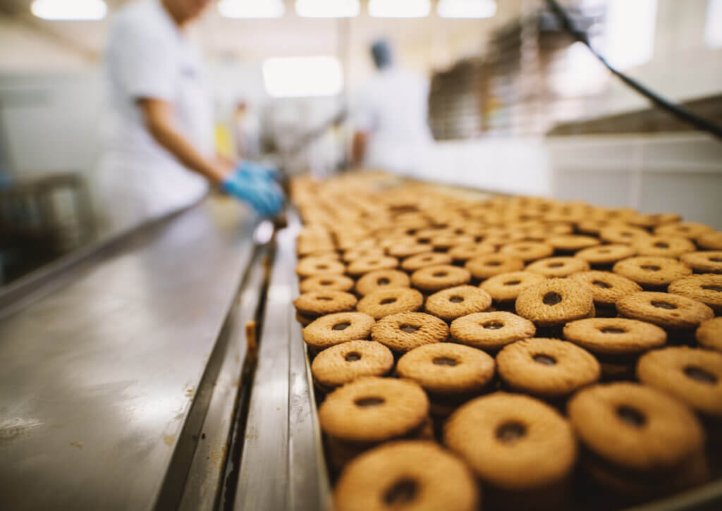 Los alimentos ultraprocesados atentan contra el tratamiento de la fascitis plantar.