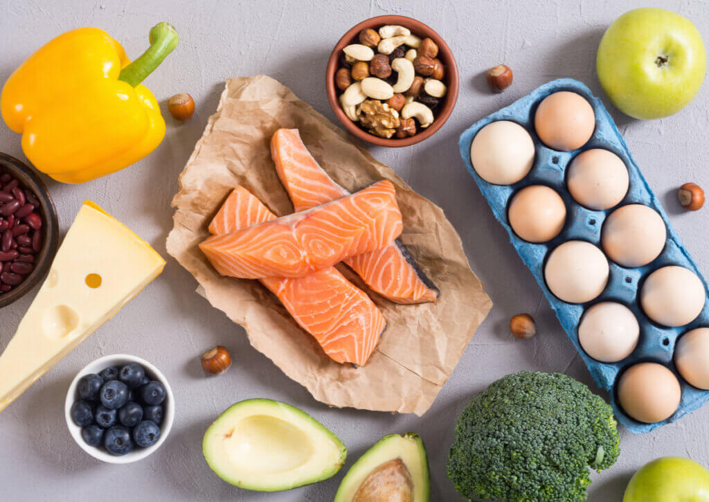 Las proteínas son fundamentales para subir de peso saludablemente.
