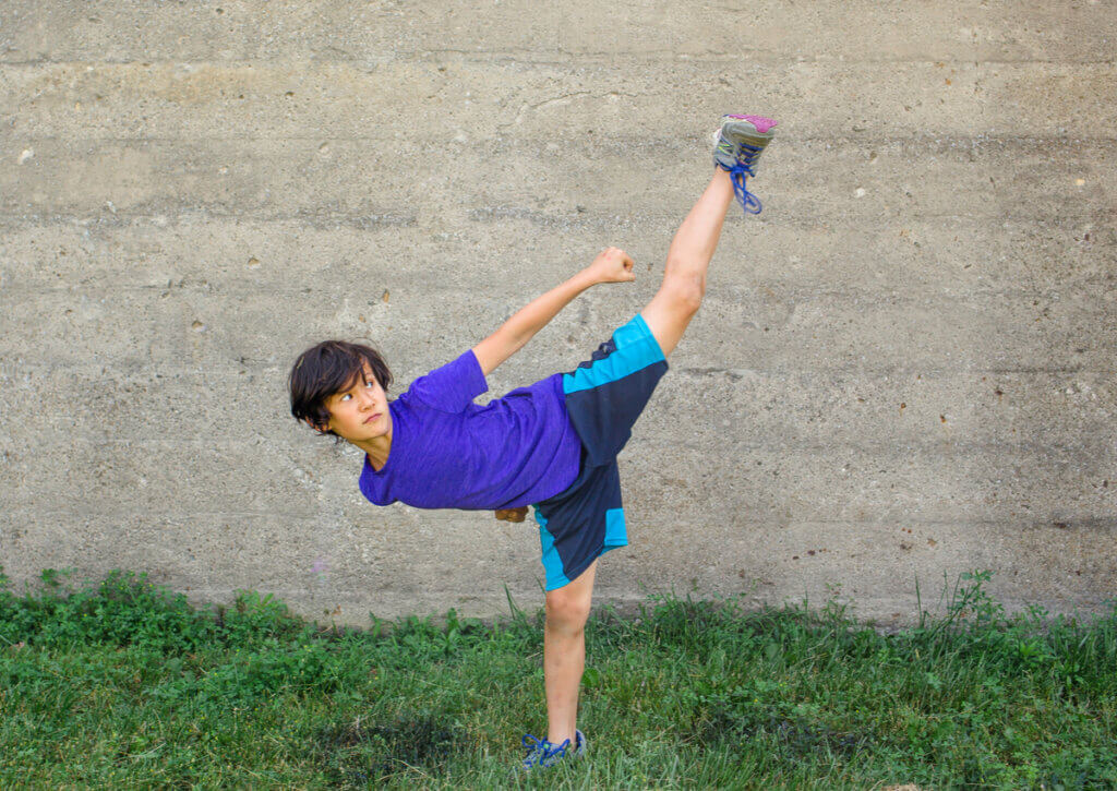 La flexibilidad es una de las capacidades que se trabajan con las artes marciales.