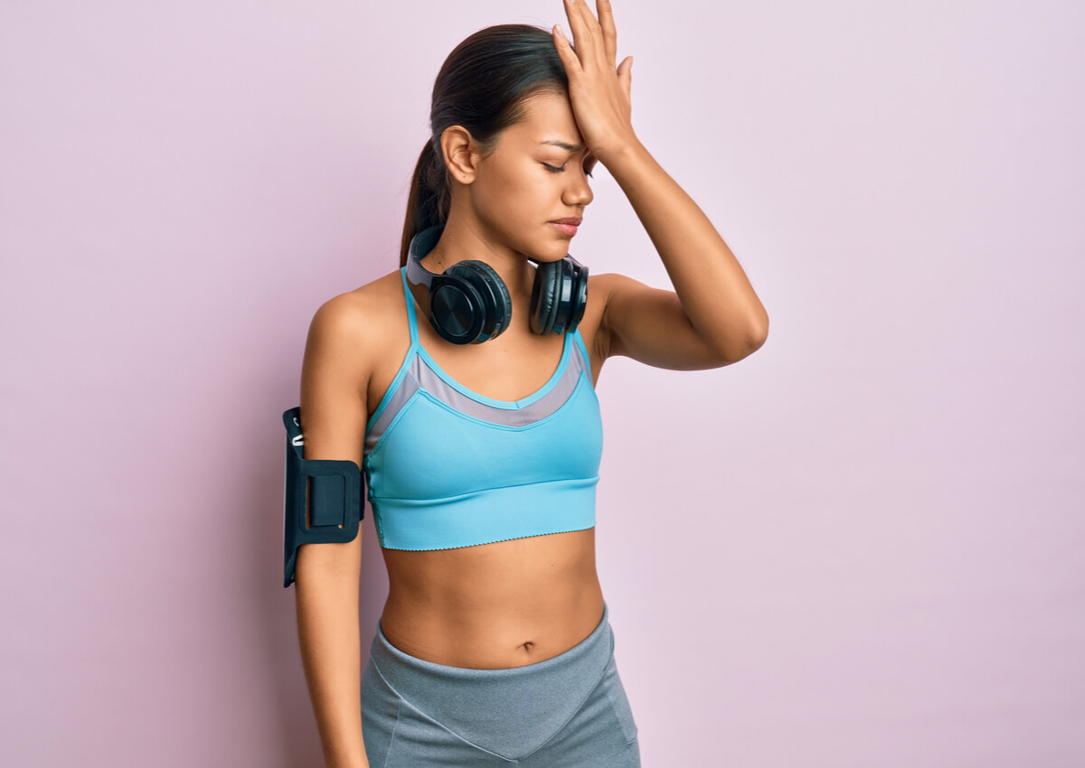 Aprovechar el poder del pensamiento positivo mejora la relación con los errores.