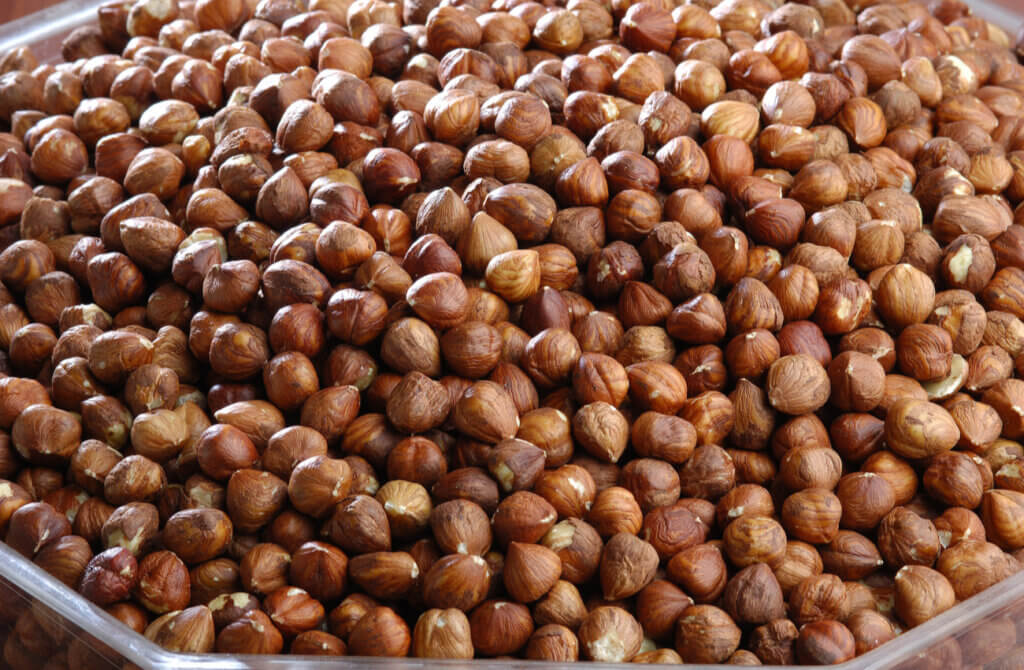 Es necesario limitar el consumo de avellanas, ya que son un alimento muy calórico.