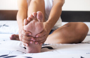 La relación de la fascitis plantar y la alimentación