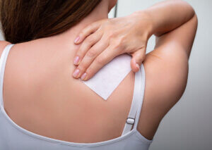 ¿Cómo funcionan los parches para el dolor?