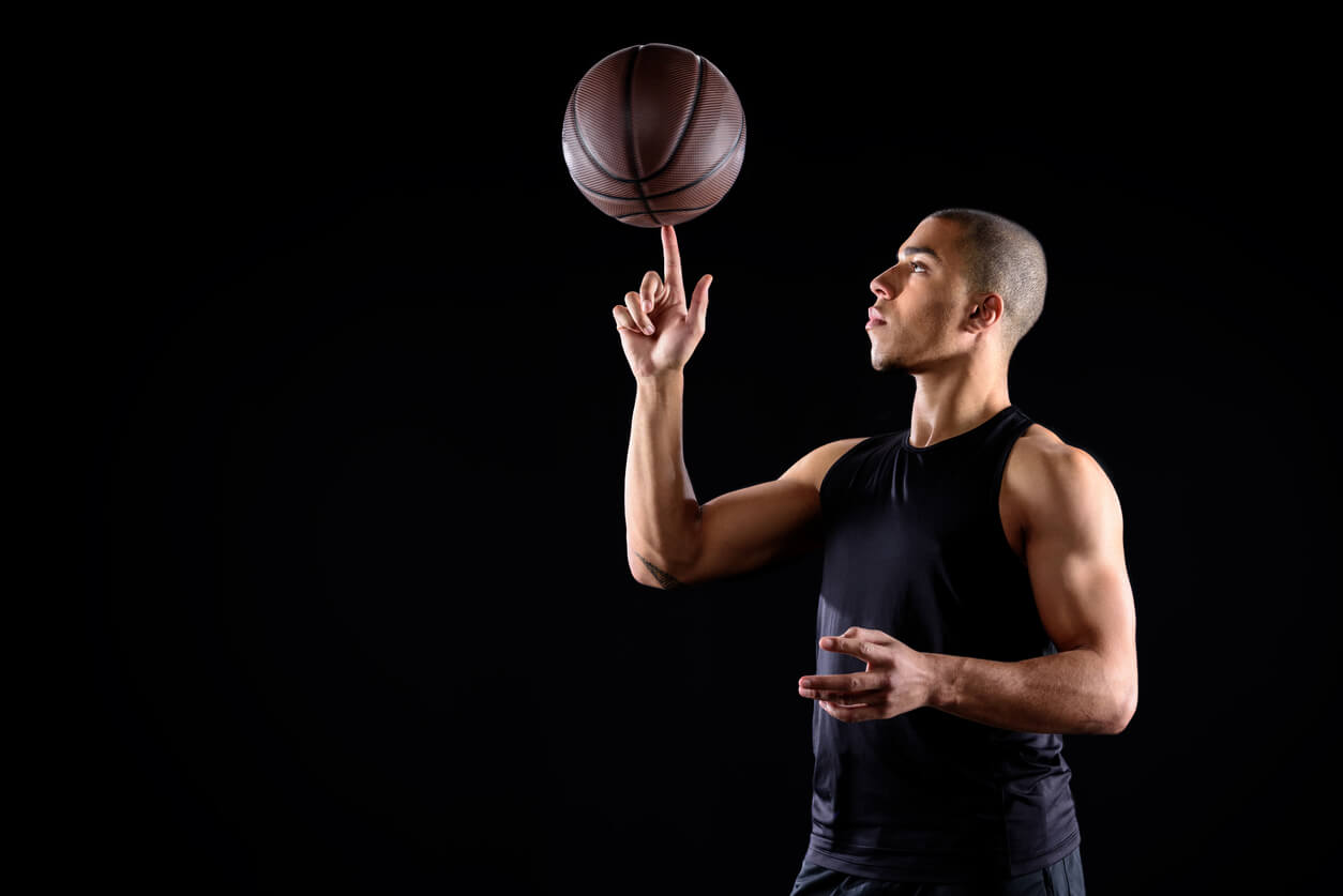 ¿Cómo prevenir lesiones en el baloncesto?